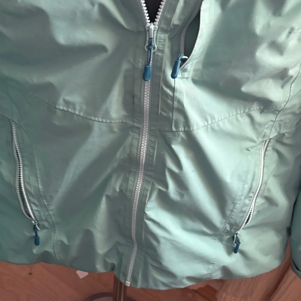 L.L. Bean Down Waterproof Ultralight Jacket - Picture 14 of 16